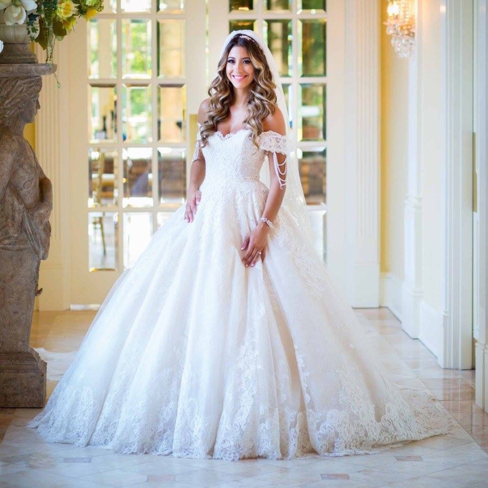 Wedding dress